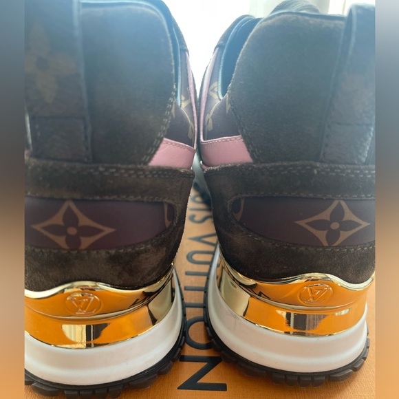 Almost brand new Louis Vuitton Run Away Sneakers - Picture 2 of 10